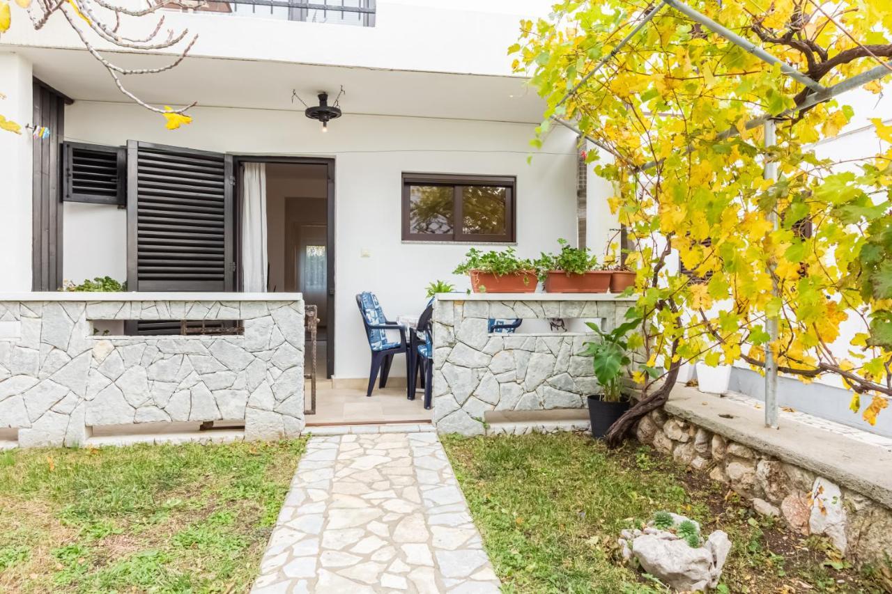 Apartments Sucur With Terrace Baska  Exterior photo