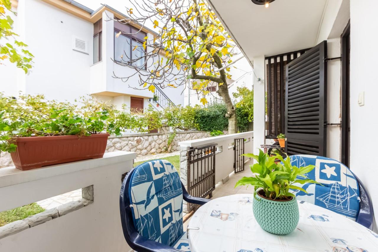 Apartments Sucur With Terrace Baska  Exterior photo